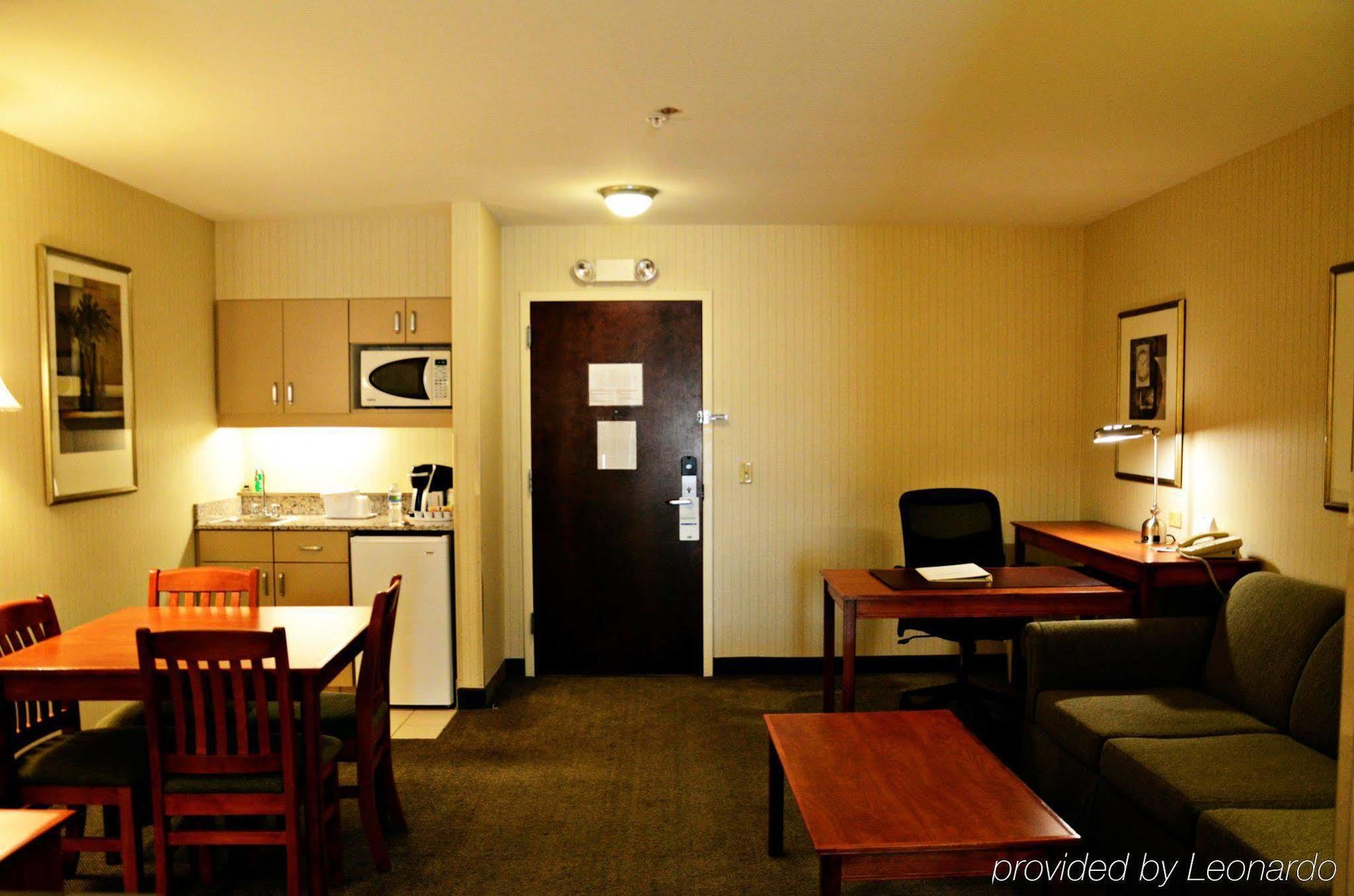 Holiday Inn Express Hotel & Suites Pasco-Tricities By Ihg Exterior photo