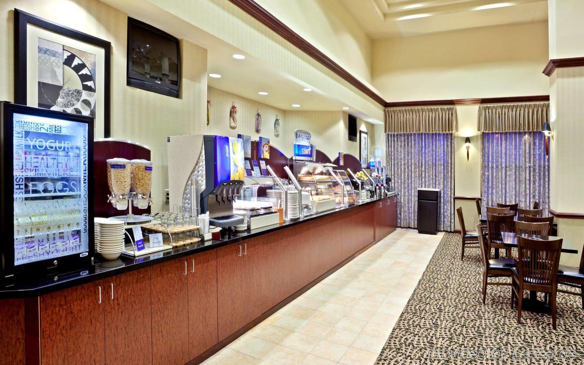 Holiday Inn Express Hotel & Suites Pasco-Tricities By Ihg Exterior photo