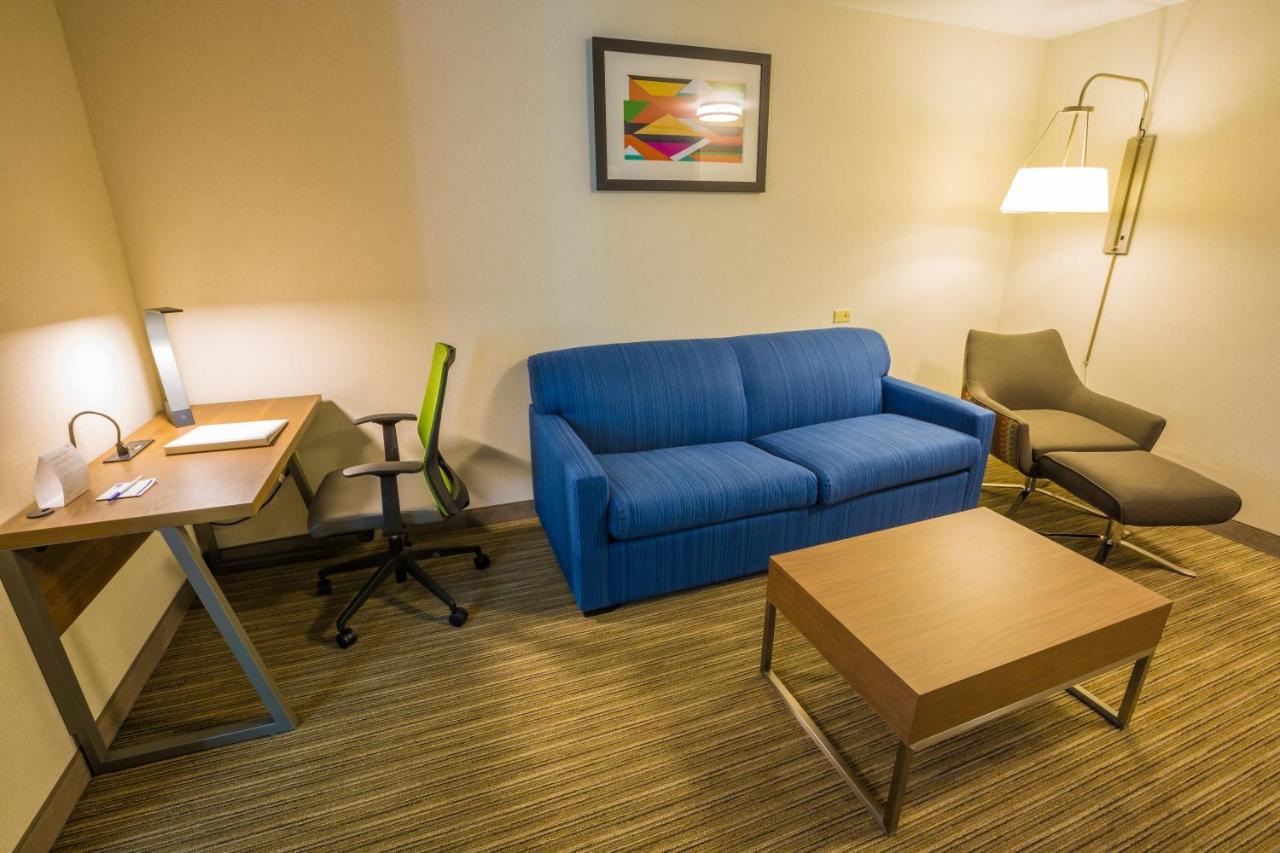 Holiday Inn Express Hotel & Suites Pasco-Tricities By Ihg Exterior photo
